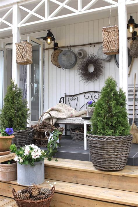 47 Best Rustic Farmhouse Porch Decor Ideas and Designs for ...