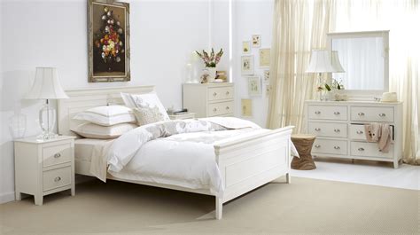 Bedroom : Bedroom Decorating Ideas With White Furniture ...