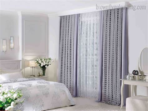 bedroom curtain ideas for short windows