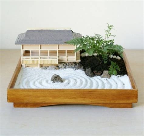 Cómo hacer un jardín zen en miniatura