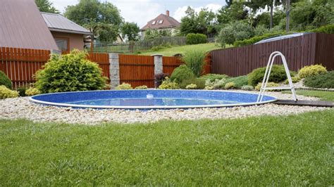 Consejos para decorar jardines con piscina   Detalles