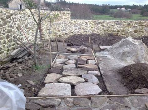Construye un camino de piedra para el jardín | Bricolaje