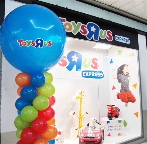 Decoración y Columna de Globos Personalizada ToysRUs