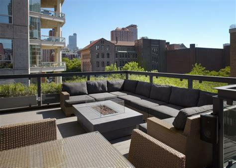 Decorar terrazas urbanas para el relax y el confort.