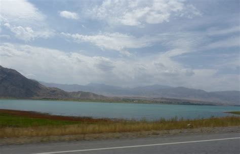 Espectaculares paisajes en la carretera Osh Biskek en Osh ...