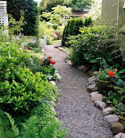 Garden Path Ideas: Gravel Walkways | Gardens, River rocks ...