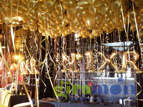 Globos de helio con cinta decorativa para techos   Giramón ...