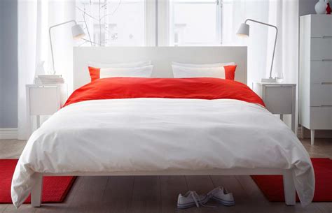 IKEA Bedroom Design Ideas 2013 | DigsDigs