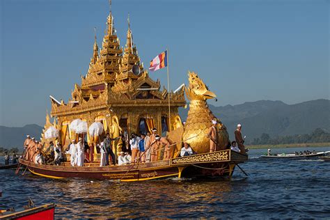 Itinerarios por Myanmar | Festival Lago Inle