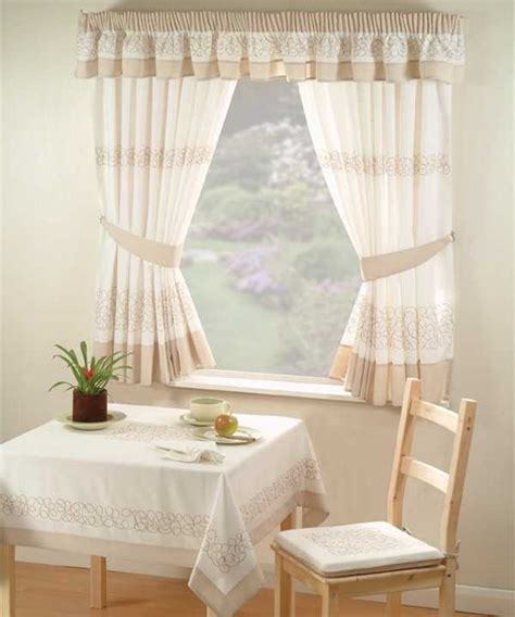 ¡Los mejores modelos de cortinas para una cocina rústica ...