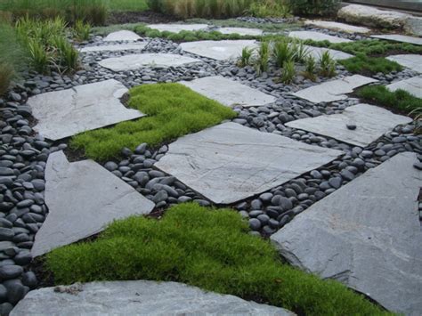 Piedras para jardin, creando ambientes naturales.