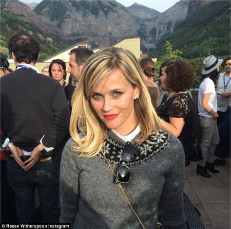 Reese Witherspoon poses by mountains, closes Telluride ...