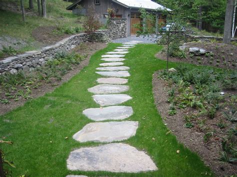 Stone Walkway Pictures   Natural, Square Cut and Brick ...
