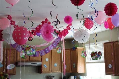 The house decorations for the babies’ first birthday party ...