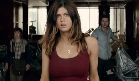 The Rock s Baywatch Picture Of Alexandra Daddario Needs To ...
