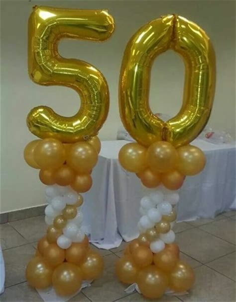 Una decoracion de globos para 50 años original | Centros ...