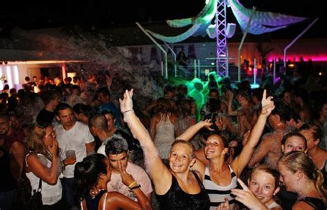 Uteliv Moraira | Barer og Nattklubber i Moraira i Spania